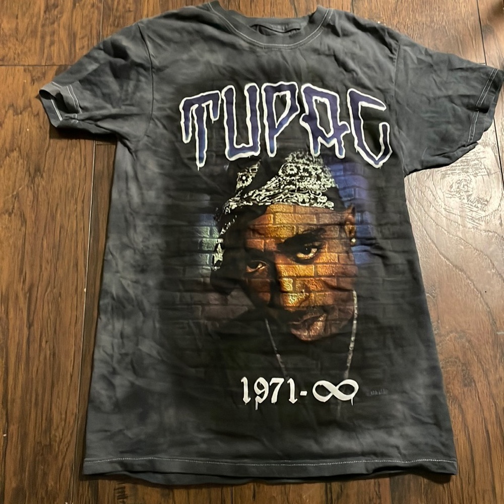 2pac shirt